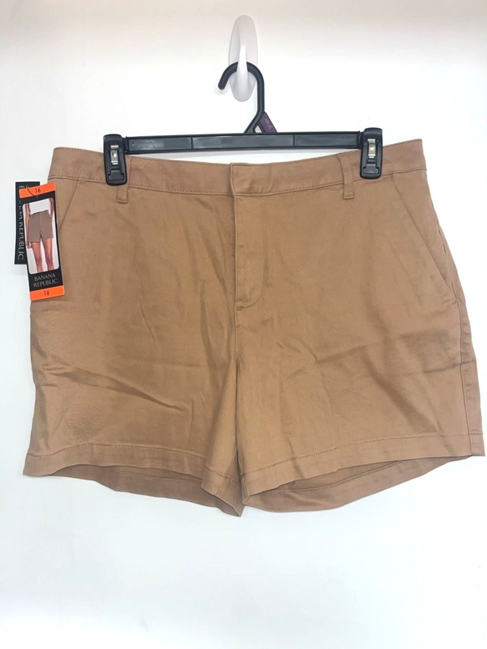 Banana Republic Sz 16 Classic Tan Flat-Front Women's Shorts, Preppy Neutral